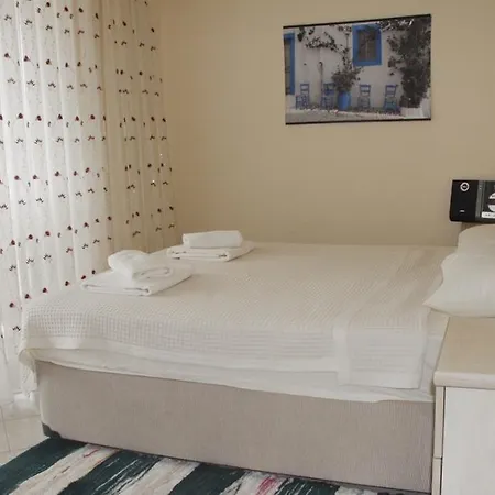 Apartment Thera Homes 13